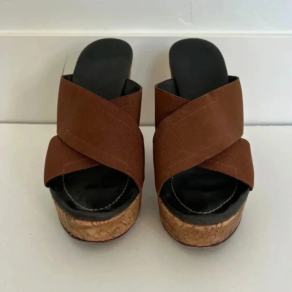 Vero Couio Wedge Heels